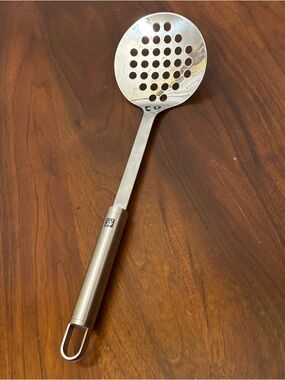 Zwilling skimming ladle